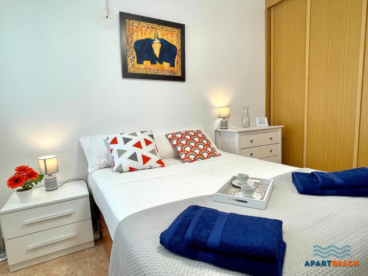 Apartbeach Los Juncos Residencial Piscinas Y Petanca La Pineda Eksteriør billede